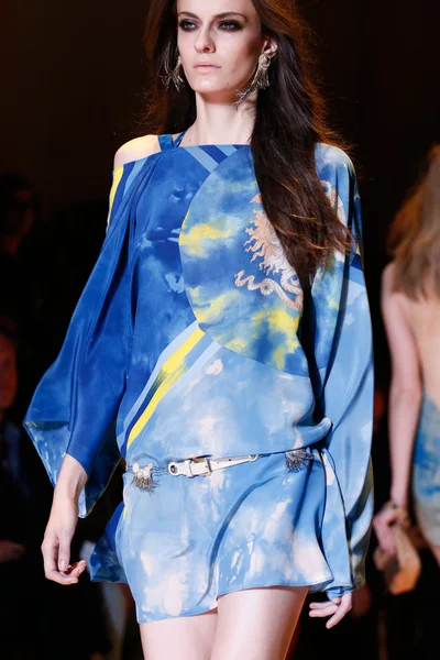 Look 9